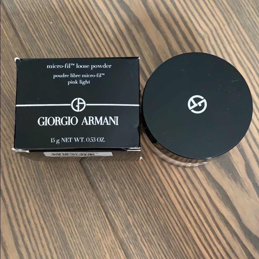Giorgio Armani micro-fil loose powder pink light